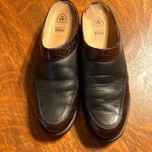 COPY - Ariat Western Black and Brown Clogs Size 7.5